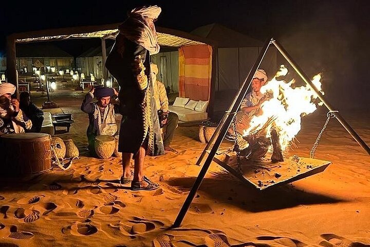 Luxury Camp in Merzouga Desert with Camel Trekking, Vehicule 4WD