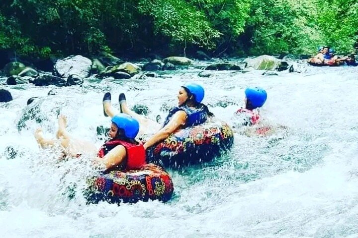 Rio Celeste Combo: River Tubing+Blue Waterfall+Exotic Wildlife