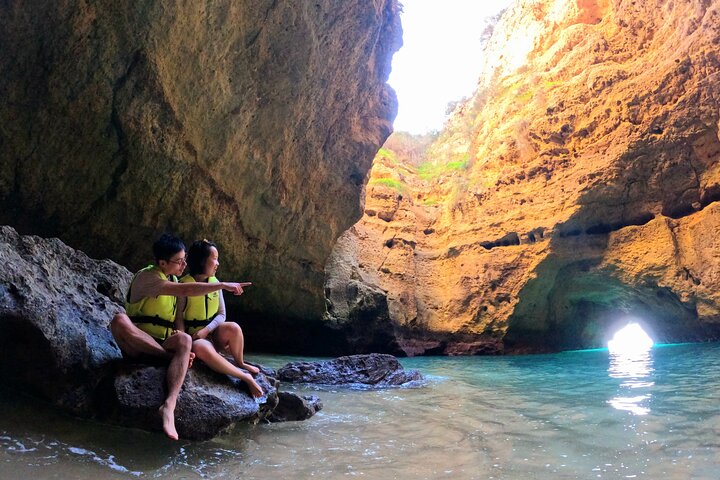 2-Hour Kayak through the Sea Caves of Benagil