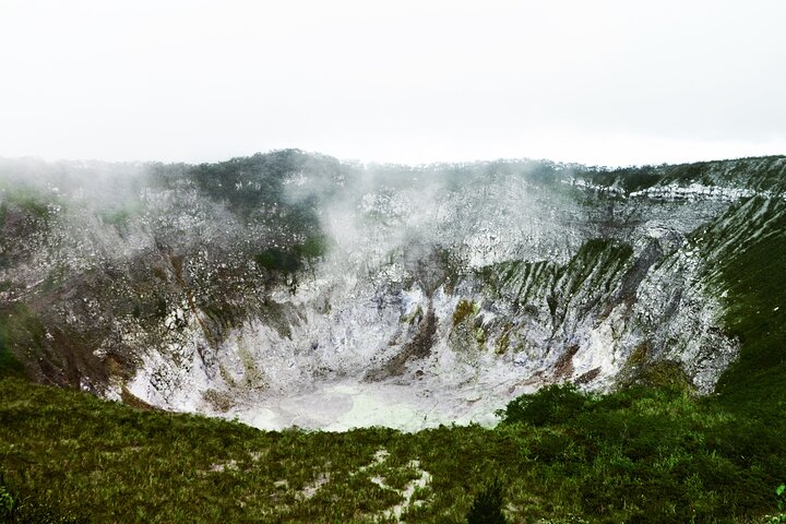 Private tour of Manado and Tomohon including lunch and driver