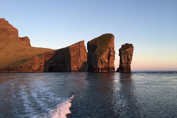 Drangarnir Sea Stacks Boat Tour