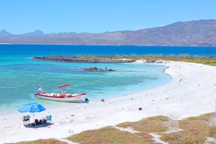 Best Tour to Coronados Island