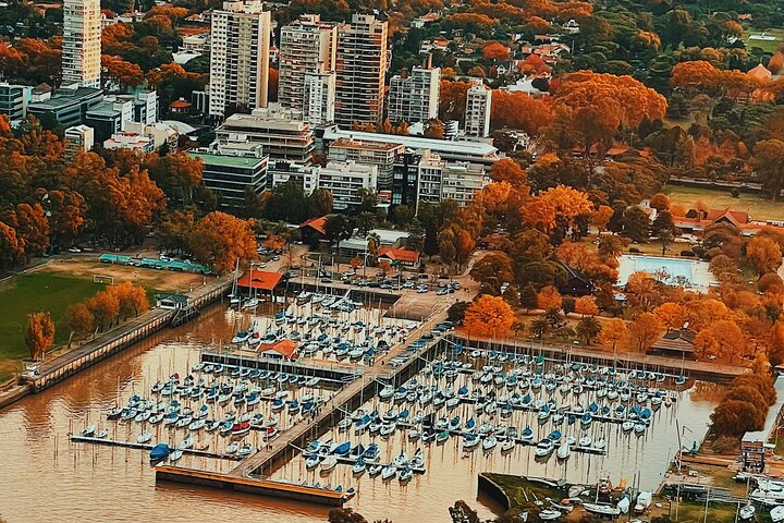 Helitour over the City of Buenos Aires and lunch in the delta