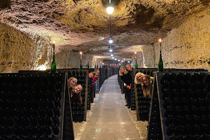 Loire Valley Half Day Wine Tour from Tours : 2 local wineries
