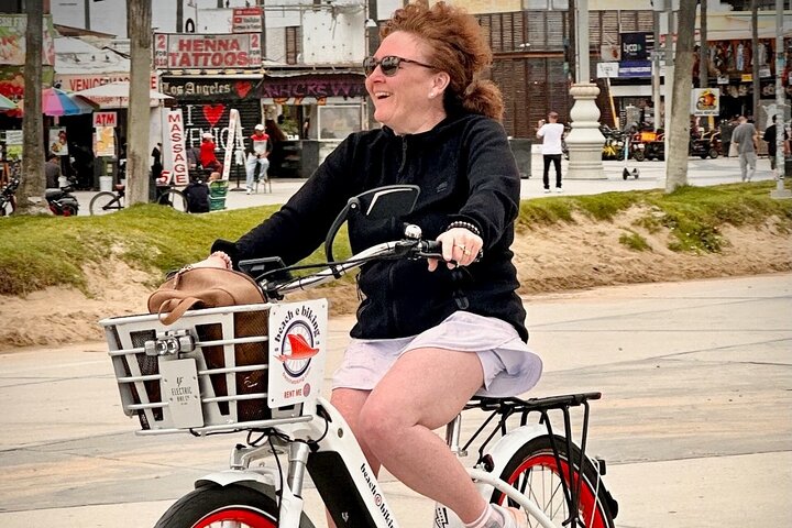 E-Bike LA Beach Tour from Redondo Beach Pier