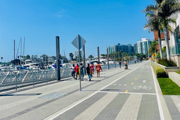 E-Bike LA Beach Tour from Redondo Beach Pier