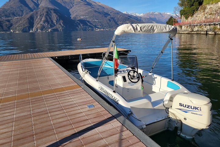 Self Drive Boat Rental License Free in Lake Como
