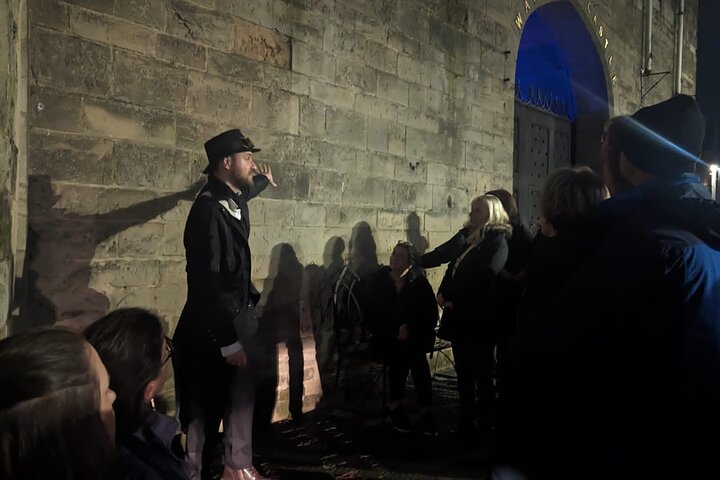 Dark History Walking Tour in Warwick