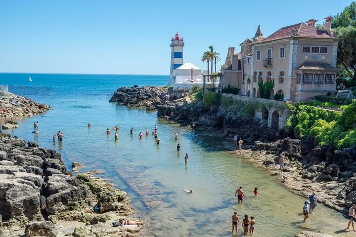 Private Tour Sintra, Pena Palace and Cascais from Lisbon