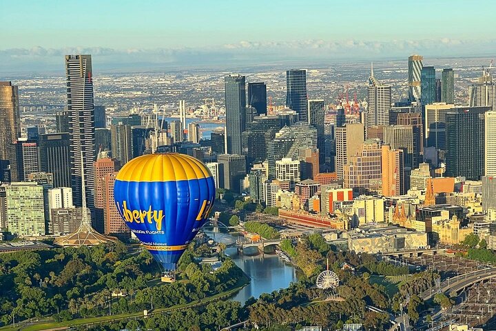 Hot Air Balloon Flights over Melbourne City (optional breakfast)