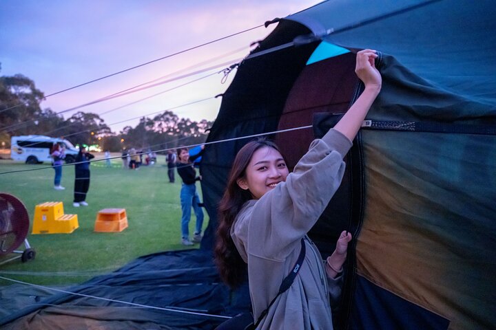 Hot Air Balloon Flights over Melbourne City (optional breakfast)