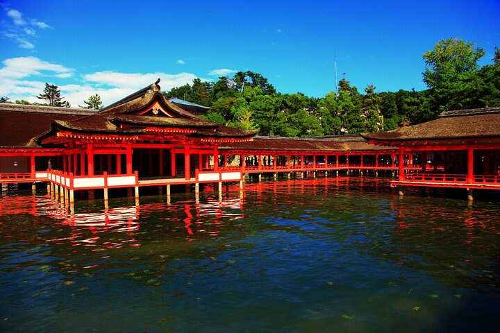 Hiroshima & Miyajima 1-Day Tour from Osaka, Kyoto or Hiroshima