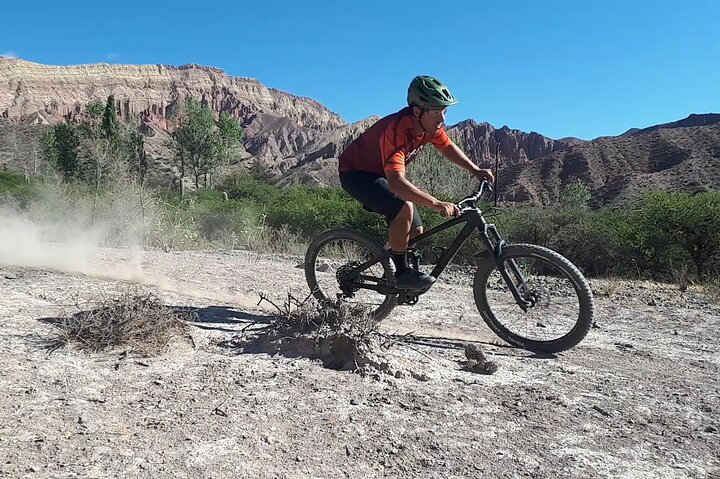 Bike Adventure through Juella with lunch