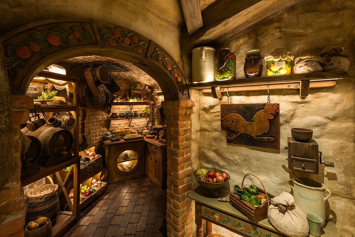 Hobbiton™ Movie Set Walking Tour from Shires Rest