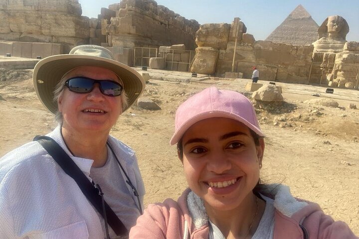 Private Tour to Giza pyramids & Grand Museum from Alexandria Port