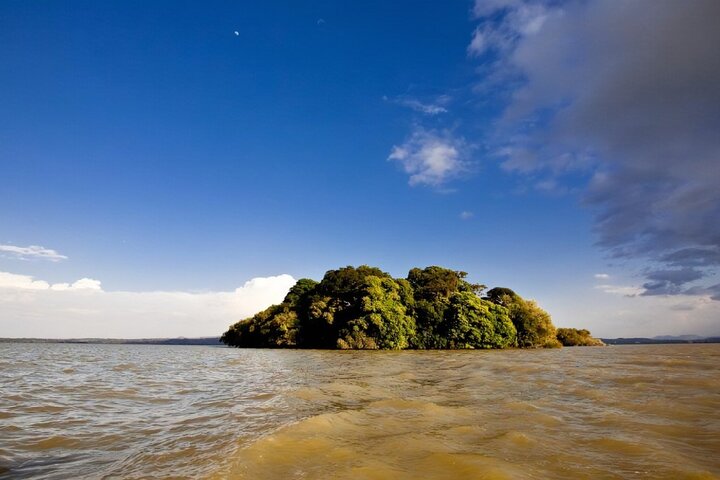 2 Days Visiting Bahir Dar, Blue Nile Waterfall & City Tour