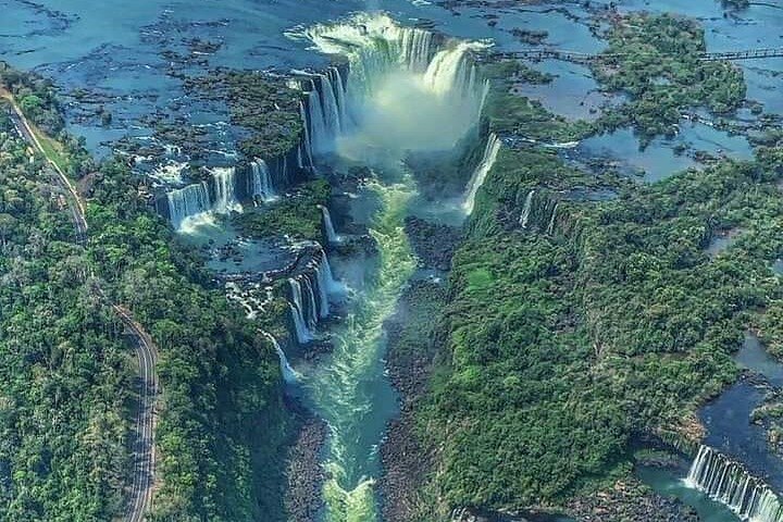 Iguazu Falls: Private Day-tour Brazil & Argentina