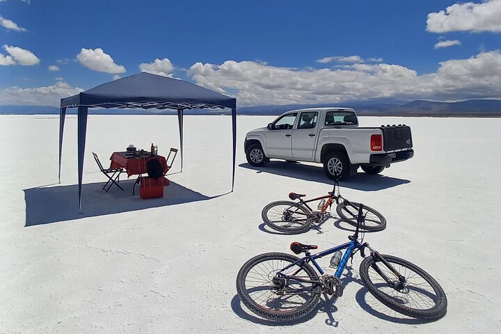 Bike Adventure in Salinas Grandes with Picnic