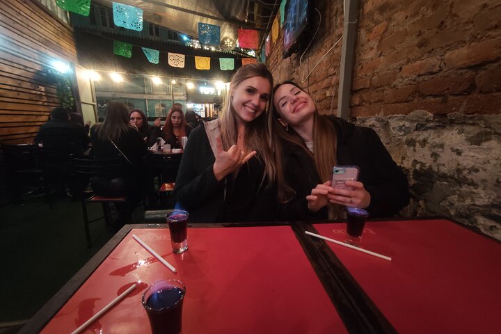 Private Bars and Pubs tour in Valparaiso with Drinks Tasting