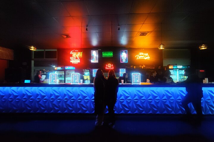 Private Bars and Pubs tour in Valparaiso with Drinks Tasting