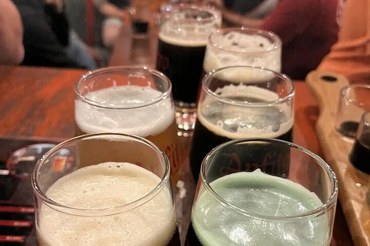 Private Bars and Pubs tour in Valparaiso with Drinks Tasting