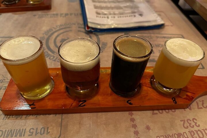 Private Bars and Pubs tour in Valparaiso with Drinks Tasting