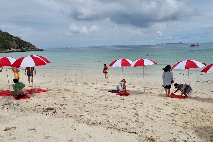 Pattaya Full-Day SUNSET Yacht exclusive Island(Buffet,Snorkeling)