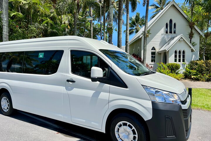 Cairns Airport to Port Douglas Private Shuttle