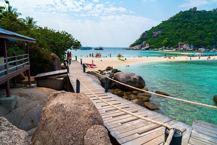 Koh Tao and Koh Nang Yuan VIP Small Group Tour