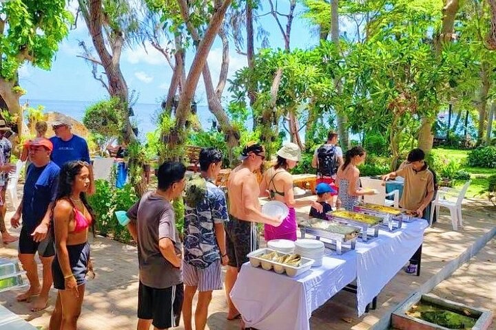 Koh Tao and Koh Nang Yuan VIP Small Group Tour