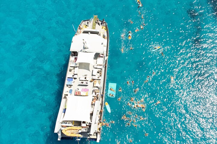 CRYSTAL WATERS SEA EXPERIENCE, from Figueretas