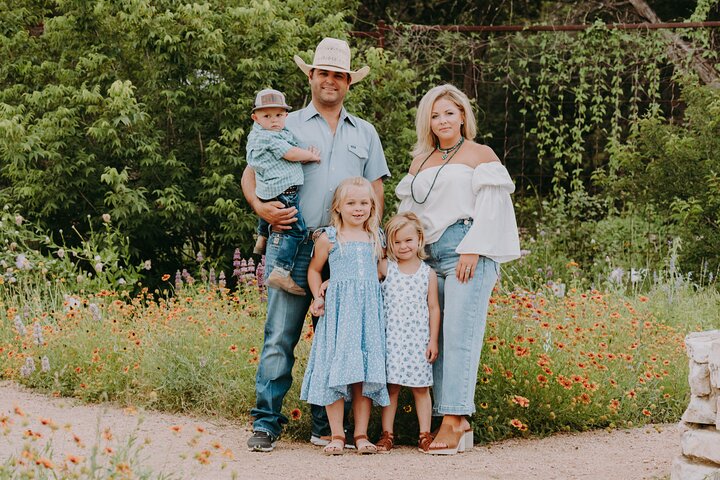 Private Vacation Photoshoot with Photographer in Wisconsin Dells