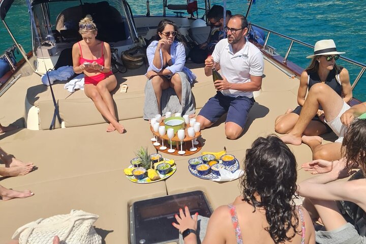 Positano & Amalfi Coast Small-Group Boat Day Tour from Sorrento