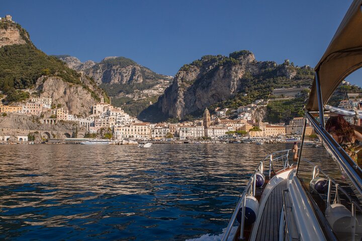 Positano & Amalfi Coast Small-Group Boat Day Tour from Sorrento
