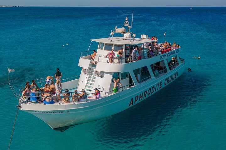 From Protaras: Turtle Cove & Blue Lagoon Cruise