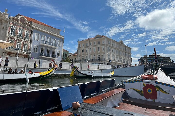 Lisbon to Porto Up to 4 Stops: Obidos, Nazare, Fatima and Aveiro