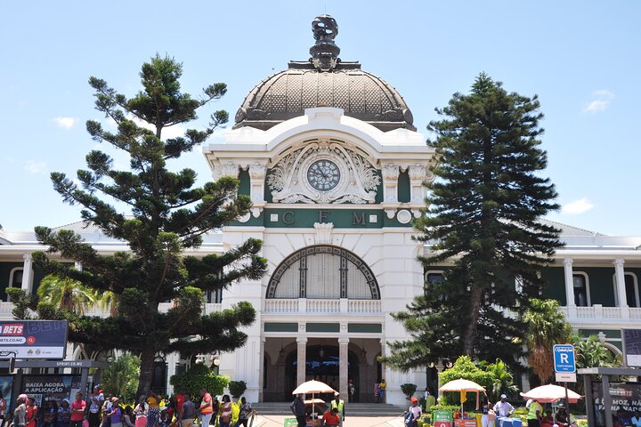 Private Full Day Historical & Arts Tour in Maputo