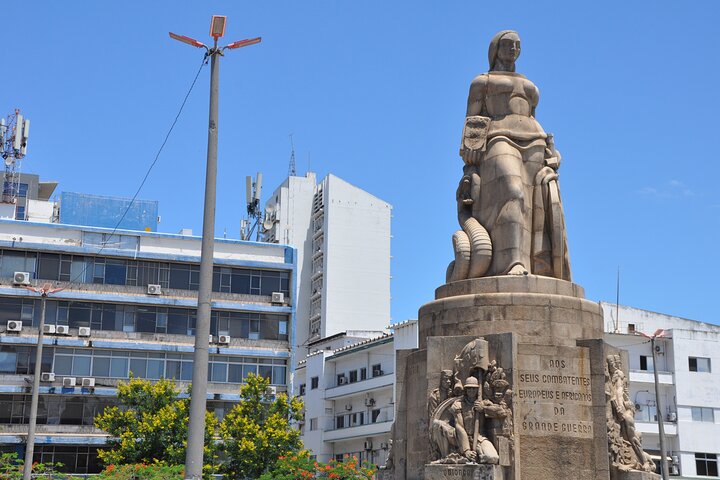 Private Full Day Historical & Arts Tour in Maputo