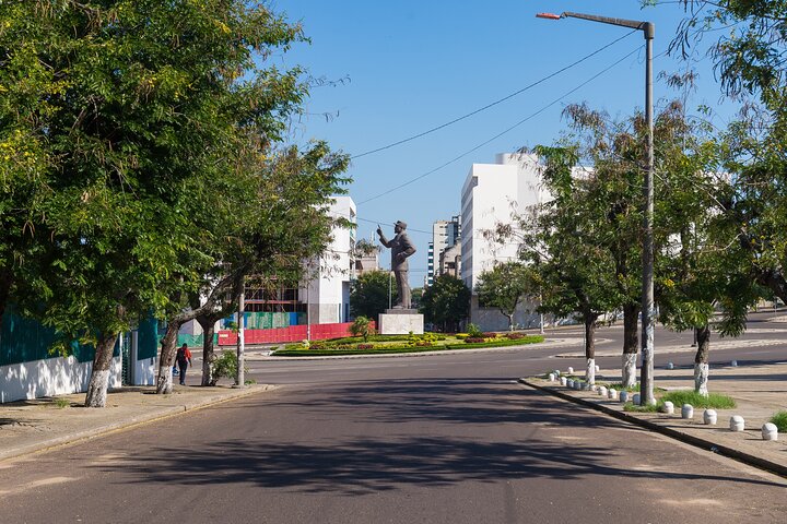 Private Full Day Historical & Arts Tour in Maputo
