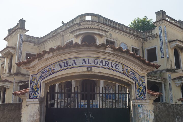 Private Full Day Historical & Arts Tour in Maputo