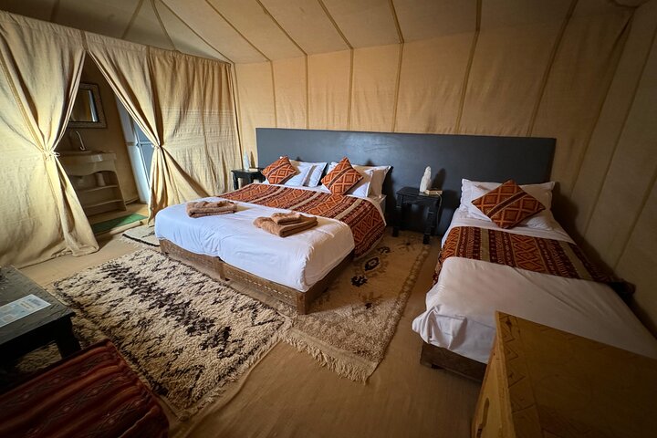 Luxury Camp in Merzouga Desert with Camel Trekking, Vehicule 4WD
