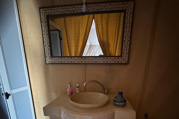 Luxury Camp in Merzouga Desert with Camel Trekking, Vehicule 4WD