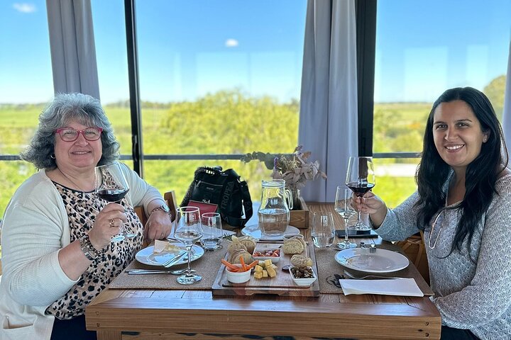 Discover why we Love the Colonia Wine Experience