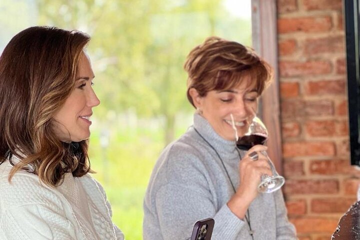 Discover why we Love the Colonia Wine Experience