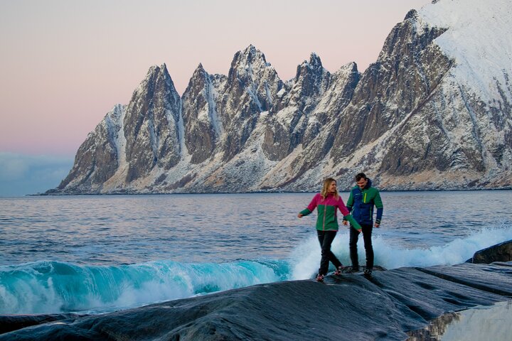 Senja Island: 4x4 Day Tour with Overlanding Senja