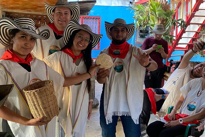 Coffee tour in Medellín with tastings and transportation