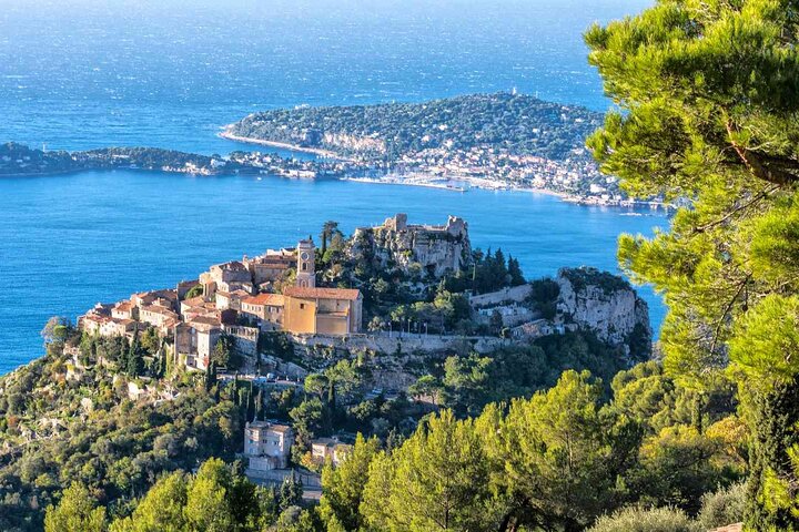 Monaco, Monte-Carlo and Eze Village Small Group Half-Day Tour