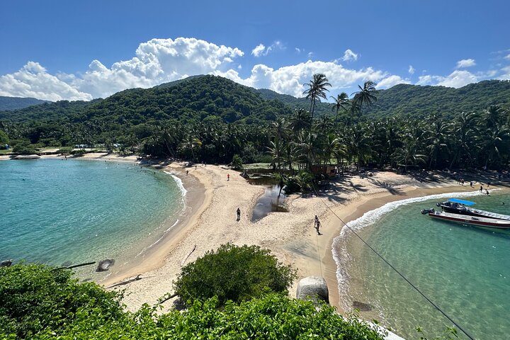 Private Tayrona Hike to Cabo San Juan: Bilingual Guide+Transport