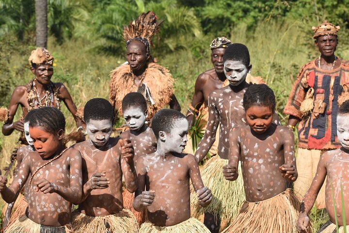15-Day Congo Tribe's Guided Expedition from N'Djili Airport