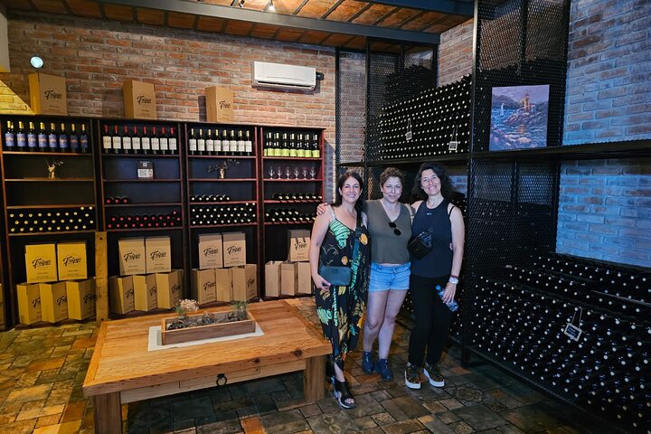 Discover why we Love the Colonia Wine Experience
